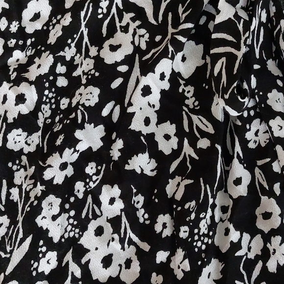 NWT- Banana Republic Short Floral Slit Wrap Dress - Picture 7 of 9